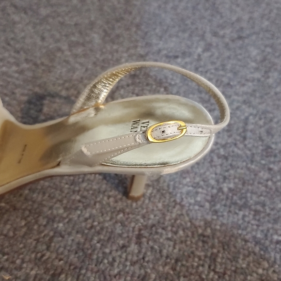 Vera Wang Sling Back Satin & Suede Bow Heels - Picture 4 of 10